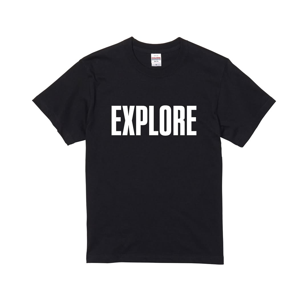 TM②目覚める EXPLORE Tee ボールド ブラック